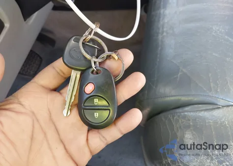 2008 Toyota Sequoia Sr5 5.7L V8 from USA, damaged, VIN 5TDZY64AX8S006869